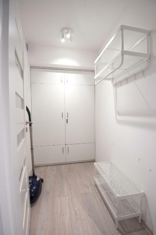 Apartment Lato Solna 11c Z Garazem *
